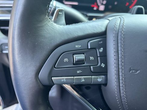 Used 2023 Cadillac Escalade V AWD/4WD image 19