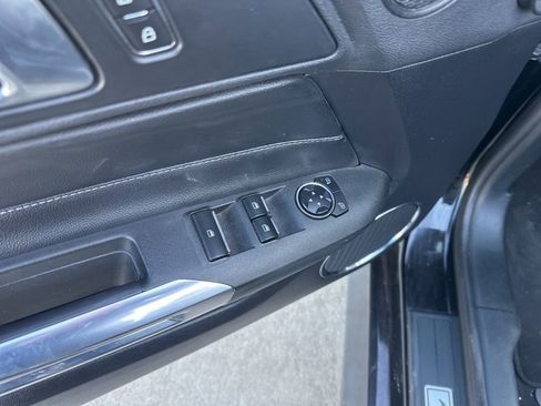 Used 2023 Ford Mustang Premium image 7