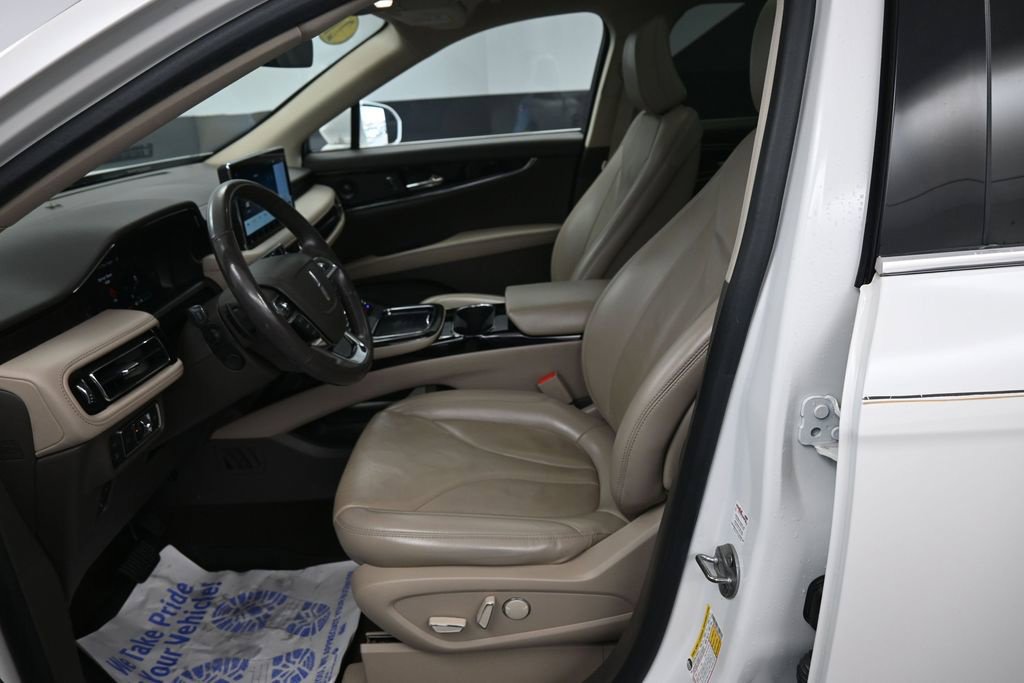 Used 2021 Lincoln Nautilus Reserve AWD/4WD image 30