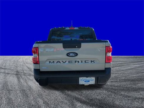 Certified 2025 Ford Maverick XL image 5