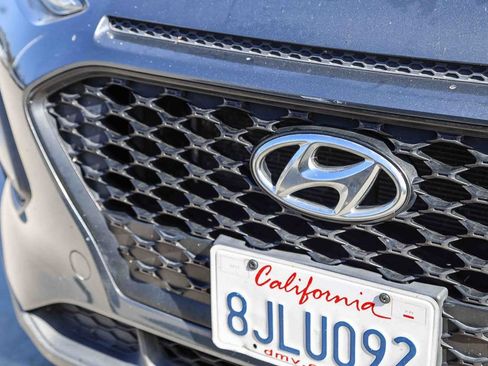 Used 2019 Hyundai Kona SEL FWD image 5