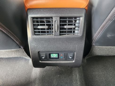 Used 2023 Mitsubishi Outlander SEL 40th Anniversary AWD/4WD image 23