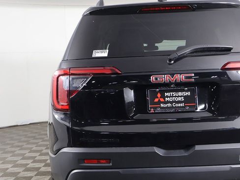 Used 2023 GMC Acadia SLT w/ Elevation Edition FWD image 18