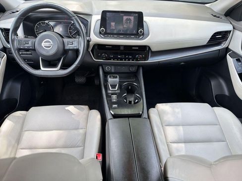 Used 2021 Nissan Rogue SV w/ Premium Package image 27