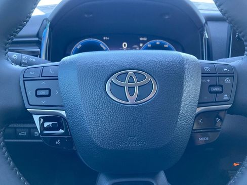 New 2026 Toyota Camry XLE AWD/4WD image 16