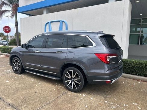 Used 2021 Honda Pilot Touring image 6