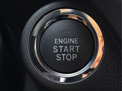 Certified 2025 Subaru Crosstrek 2.0i Premium AWD/4WD image 17