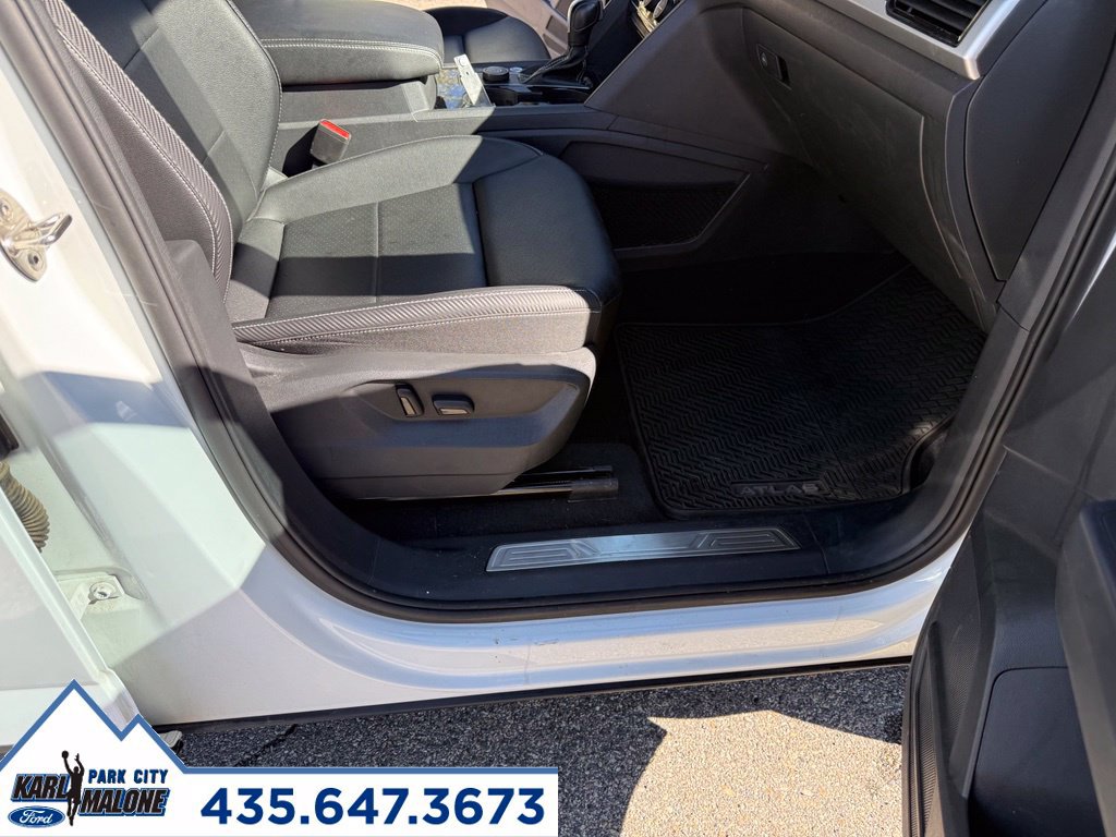 Used 2021 Volkswagen Atlas Cross Sport SEL AWD/4WD image 41