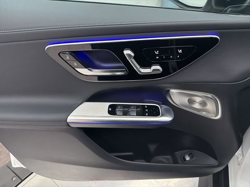 New 2026 Mercedes-Benz GLC 300 image 17