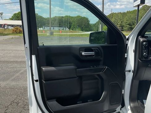 Used 2021 Chevrolet Silverado 1500 Custom Trail Boss w/ Safety Confidence Package AWD/4WD image 24