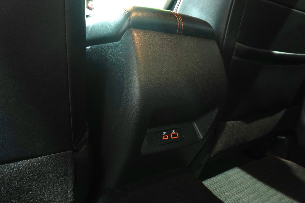 Used 2024 Nissan Altima 2.5 SR FWD image 13