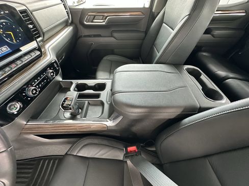 Certified 2023 Chevrolet Silverado 1500 RST w/ Redline Edition AWD/4WD image 35