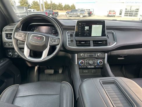 Used 2023 GMC Yukon SLT image 31