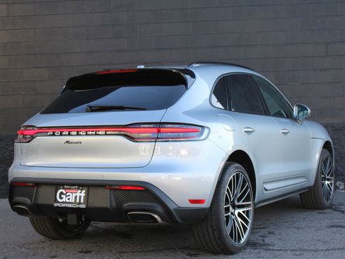 New 2026 Porsche Macan image 9