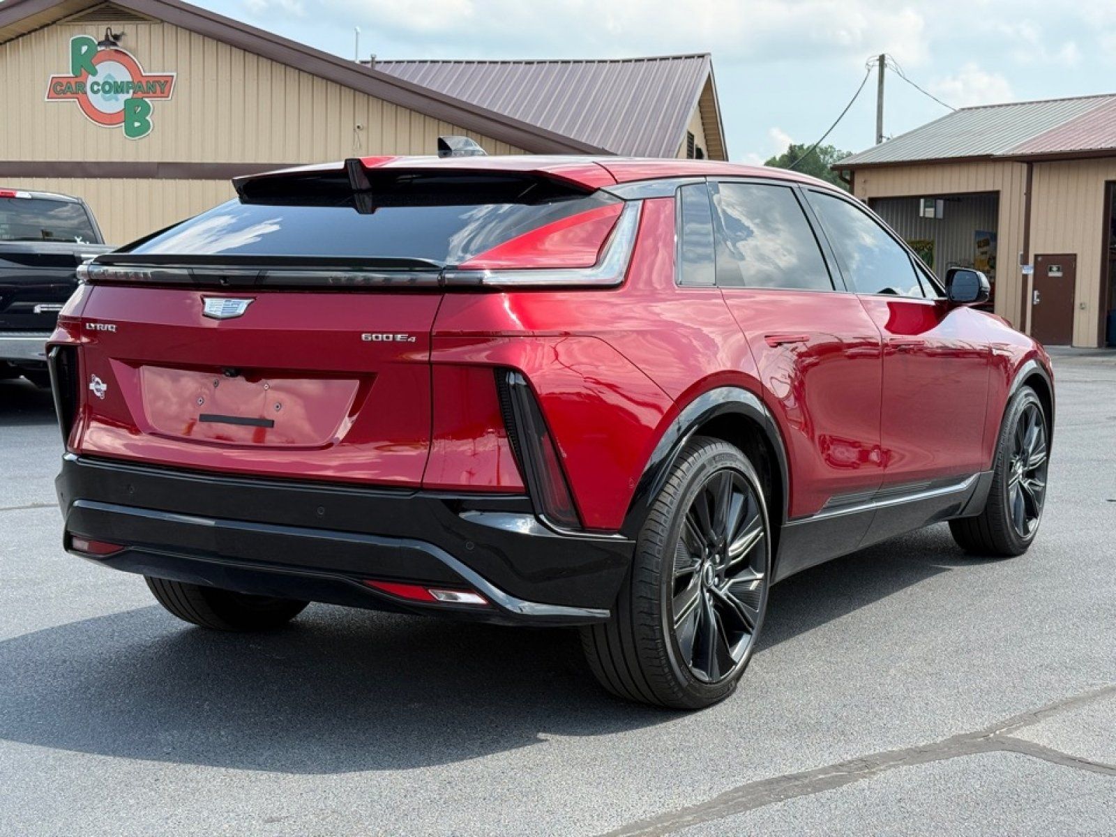 Used 2024 Cadillac Lyriq Sport AWD/4WD image 8