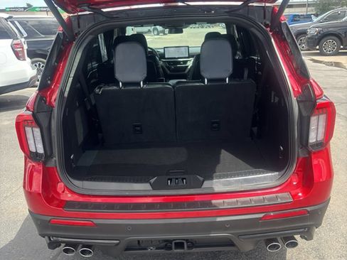 Used 2026 Ford Explorer ST AWD/4WD image 12
