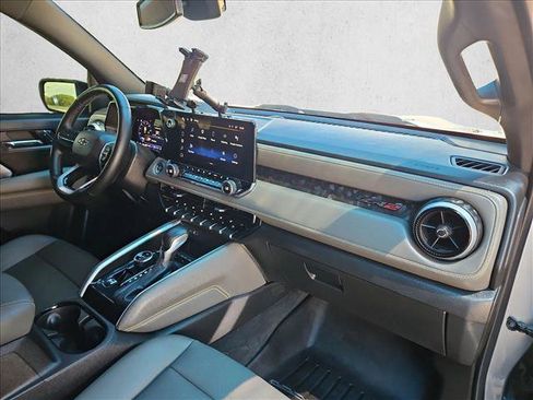 Certified 2023 Chevrolet Colorado ZR2 w/ ZR2 Convenience Package III AWD/4WD image 21