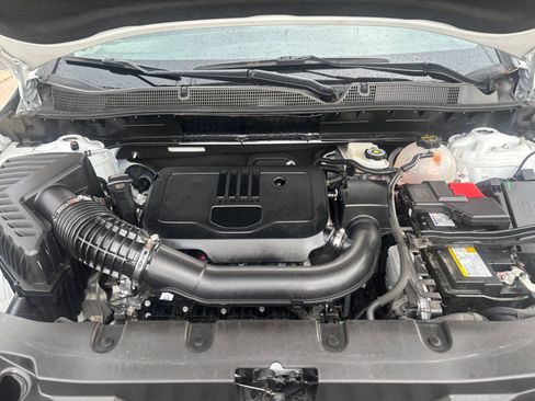 Used 2026 Chevrolet Blazer LT FWD image 32