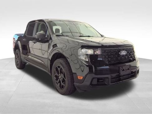 Used 2025 Ford Maverick XLT w/ XLT Luxury Package image 4