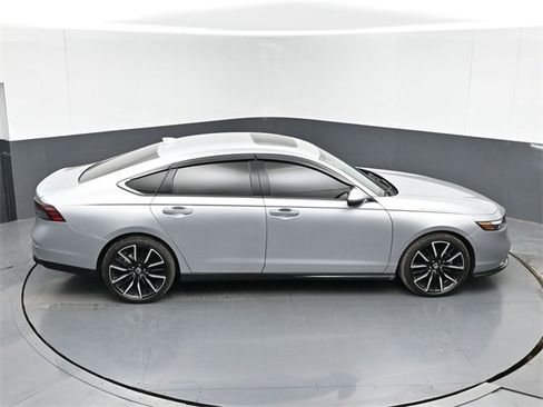 Used 2024 Honda Accord Touring image 40