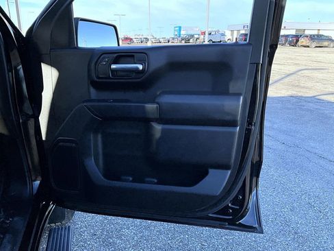 Certified 2022 Chevrolet Silverado 1500 Custom image 16
