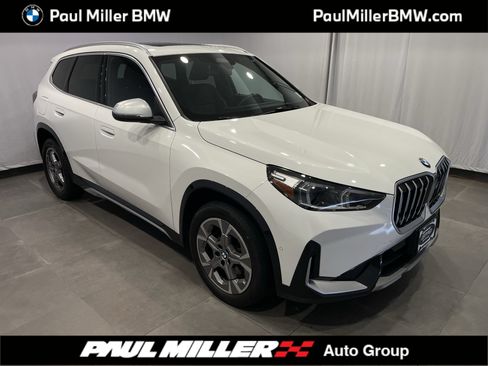 Used 2023 BMW X1 xDrive28i w/ Convenience Package AWD/4WD image 1