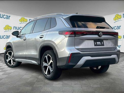 New 2026 Volkswagen Tiguan SE image 5