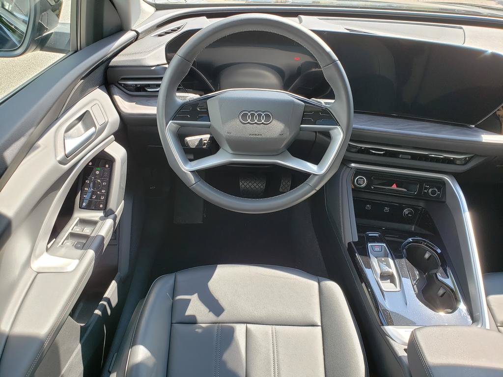 Used 2025 Audi Q5 Premium w/ Convenience Package AWD/4WD image 14