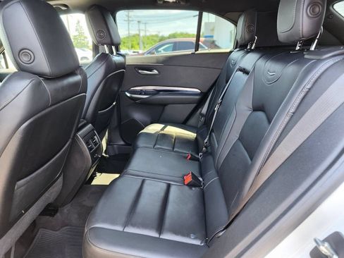 Used 2023 Cadillac XT4 Luxury w/ Cold Weather Package AWD/4WD image 14