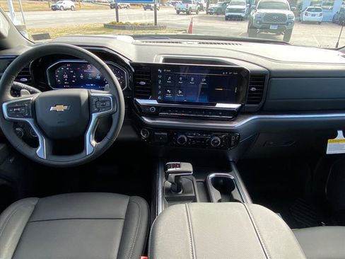 New 2026 Chevrolet Silverado 1500 LTZ w/ LTZ Premium Package image 13