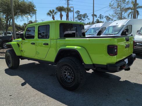 Used 2021 Jeep Gladiator Rubicon AWD/4WD image 7