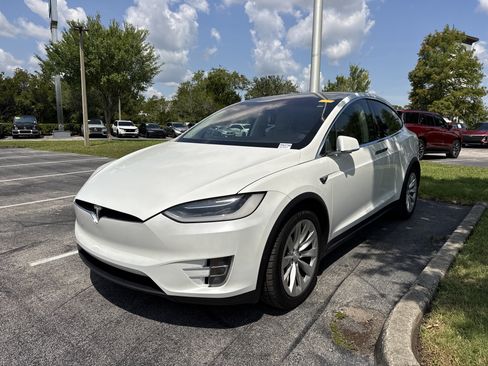 Used 2017 Tesla Model X 100D AWD/4WD image 1
