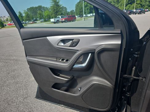 Used 2024 Chevrolet Blazer LT w/ Convenience Package FWD image 27