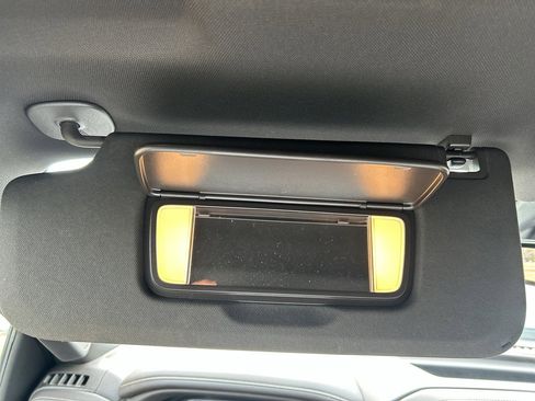 Used 2022 Chevrolet Silverado 2500 LTZ w/ LTZ Convenience Package image 37