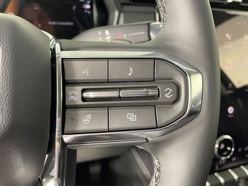 Certified 2026 GMC Terrain Denali AWD/4WD image 9