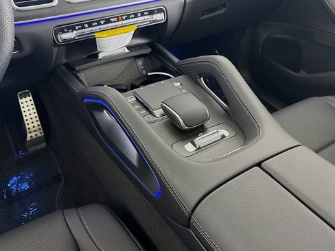 New 2026 Mercedes-Benz GLS 450 4MATIC image 5