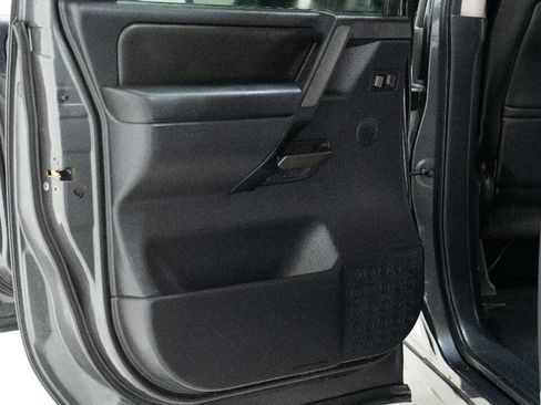 Used 2008 Nissan Titan LE image 28
