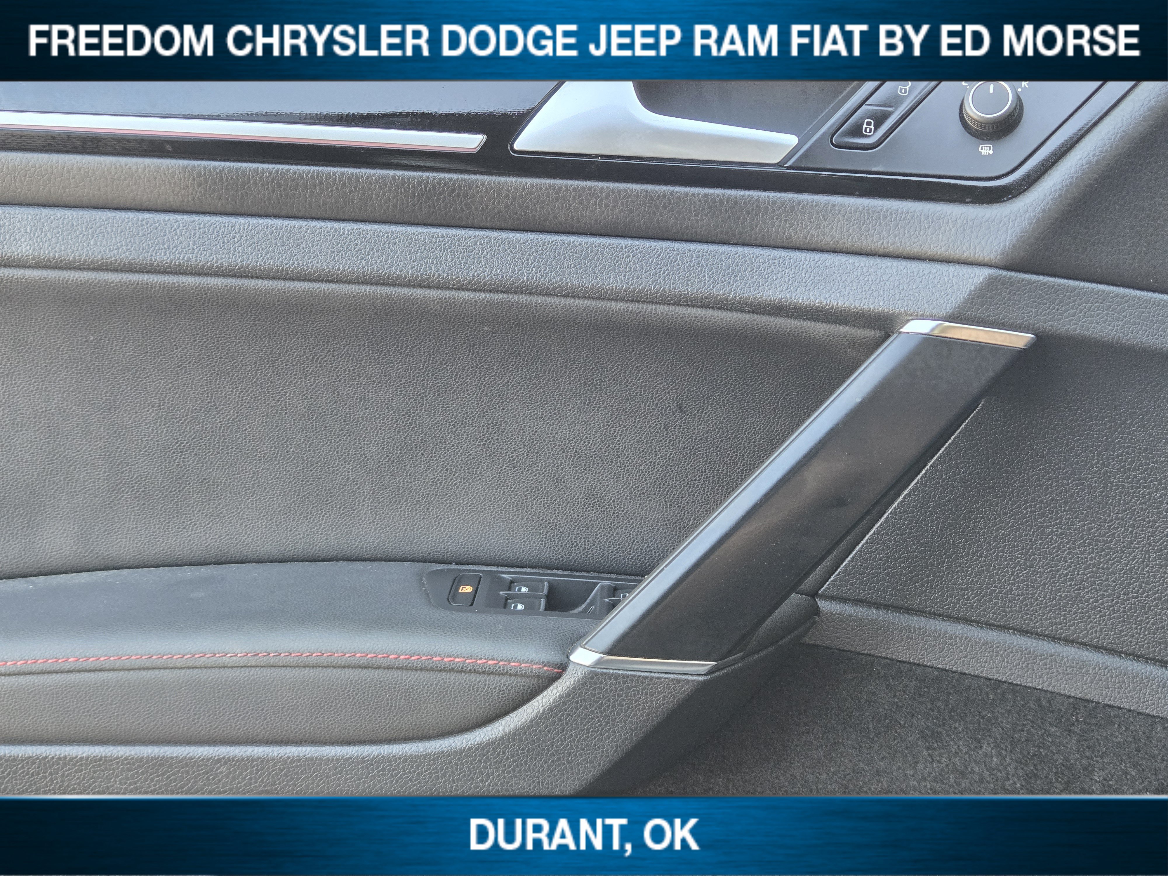 Used 2015 Volkswagen Golf 4-Door FWD image 16