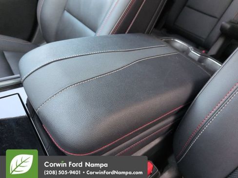 Used 2024 Chevrolet Traverse RS AWD/4WD image 19