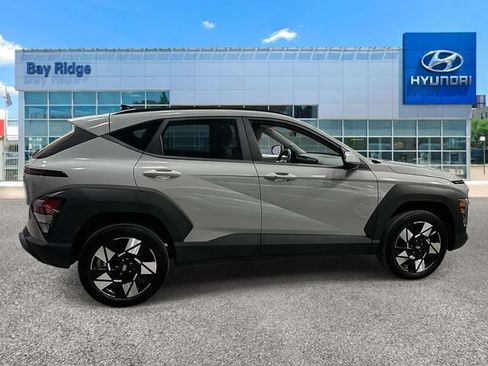 Used 2025 Hyundai Kona SEL AWD/4WD image 2