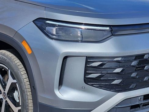 New 2026 Volkswagen Tiguan SE AWD/4WD image 28