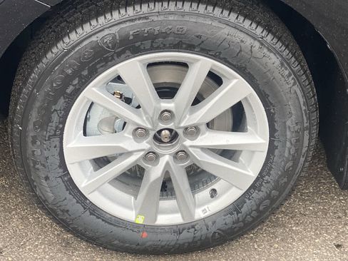 New 2026 Toyota Camry LE image 12