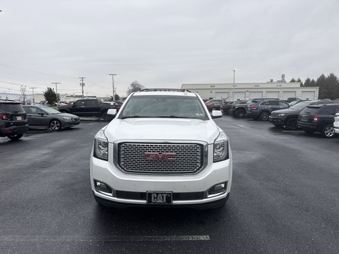Used 2017 GMC Yukon XL Denali w/ Open Road Package image 3