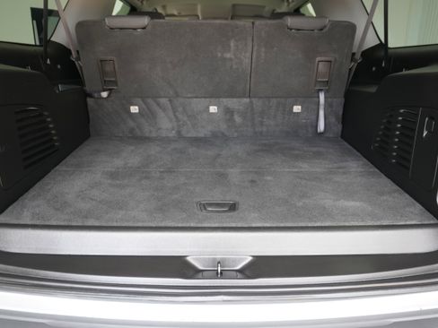 Used 2019 GMC Yukon XL SLE w/ SLE Value Package RWD image 25
