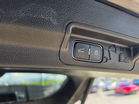 Used 2020 Ford Explorer ST w/ ST Street Pack image 17