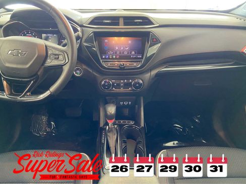Used 2022 Chevrolet TrailBlazer RS w/ Convenience Package image 19
