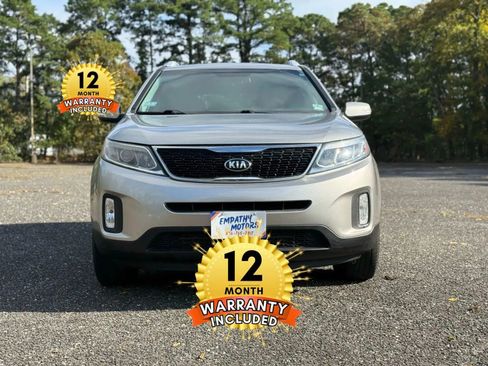 Used 2015 Kia Sorento LX image 44