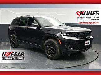 Used 2025 Jeep Grand Cherokee Altitude AWD/4WD video 1