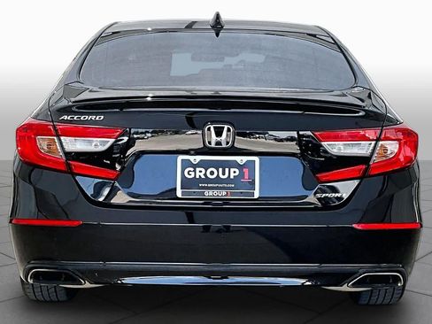 Used 2019 Honda Accord Sport image 5