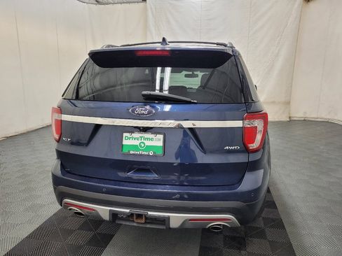 Used 2016 Ford Explorer XLT w/ Equipment Group 202A AWD/4WD image 7